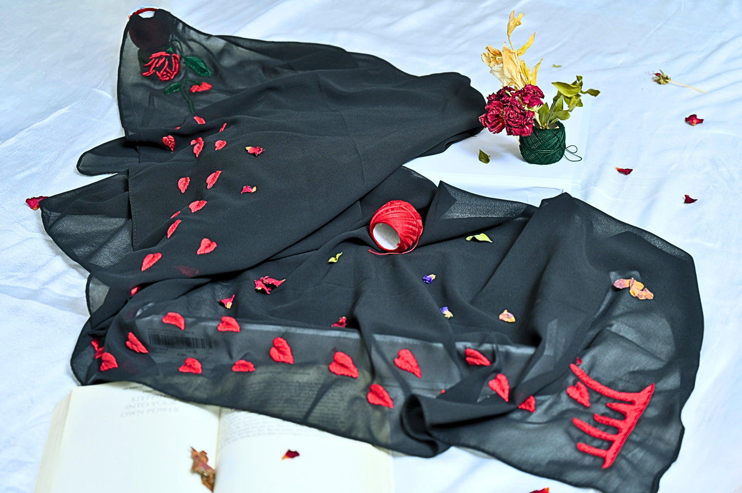 Red Rose Wilt – Blood Bloom Hand-Made Thread-work Hijab